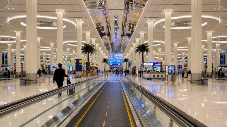 Aéroport d’Alger avec Air Algérie pour préparer un voyage en Algérie