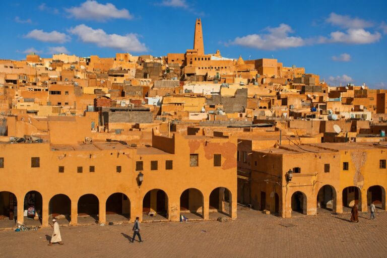ghardaia vallee mzab patrimoine unesco algerie.jpg Algeria H.O.G.® Tour 2026 : le premier rallye moto Harley-Davidson de 1 580 km entre Alger et Ghardaïa